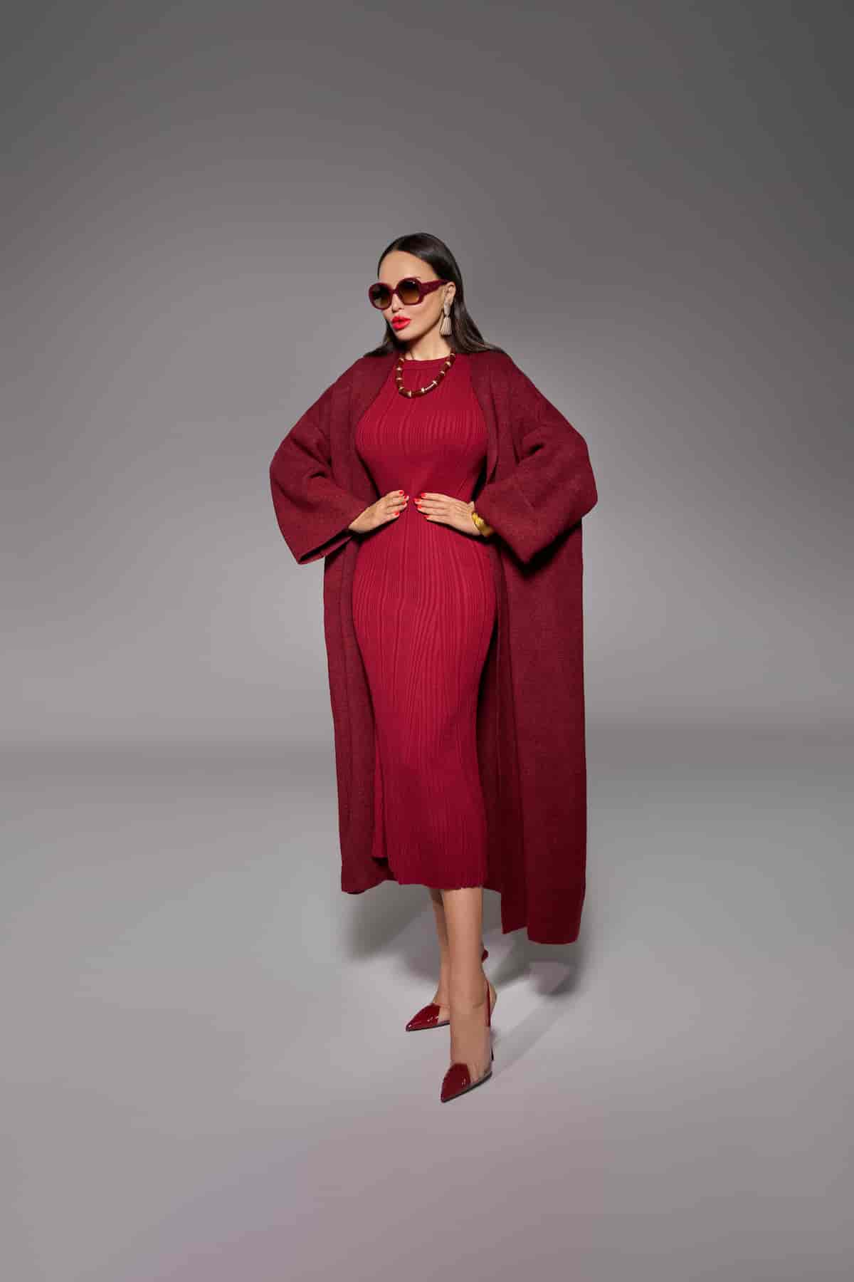 Довгий кардиган кольору бордо oversize