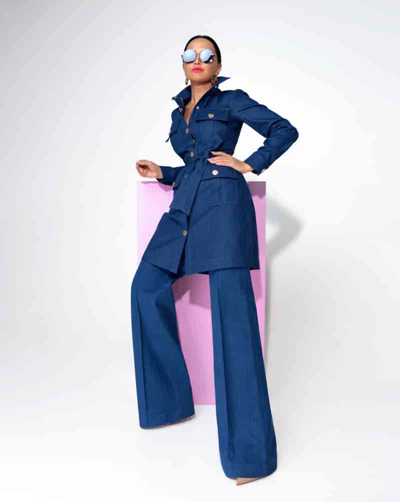  Denim dress with a belt. 