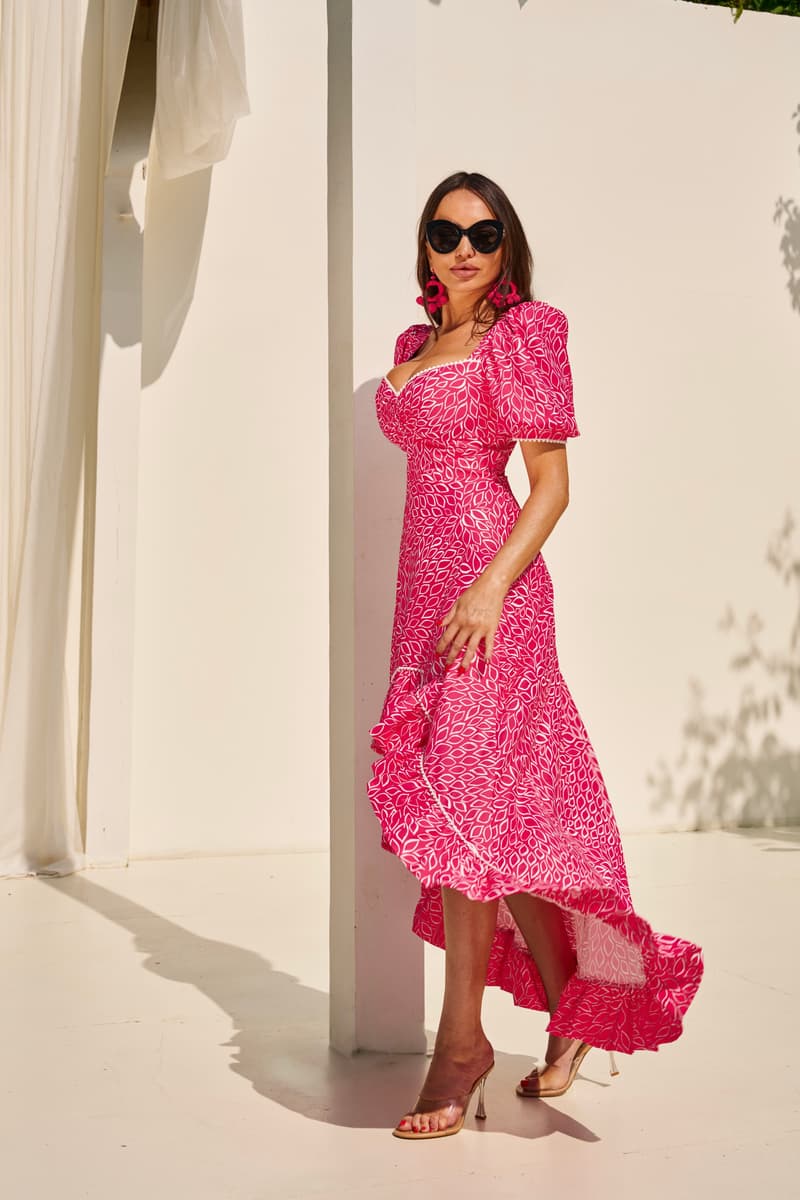 Pink Carmen-style dress with an asymmetrical skirt