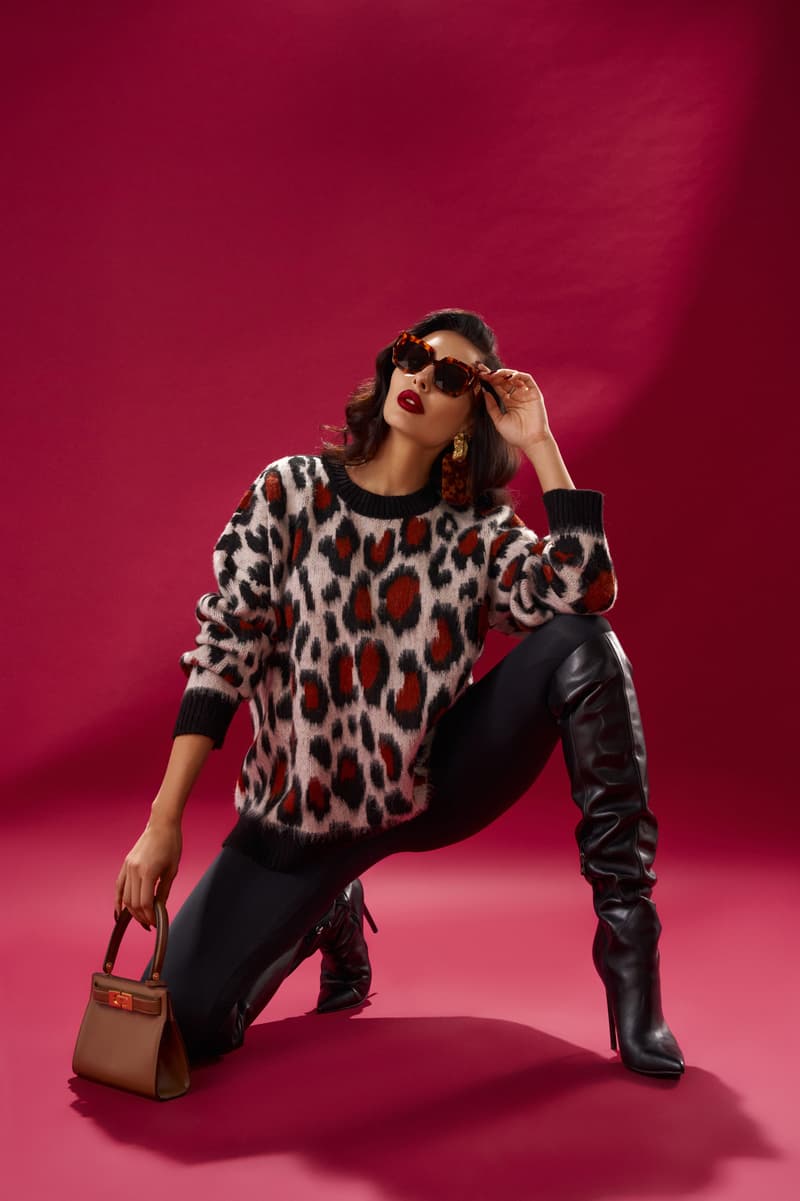 Leo print sweater