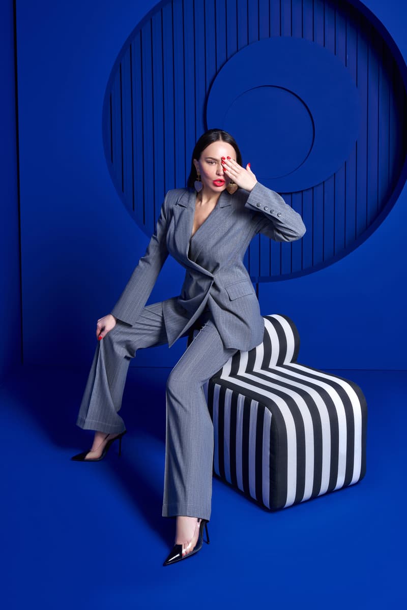 Gray suit (semi-fitted double-breasted jacket and flared trousers)