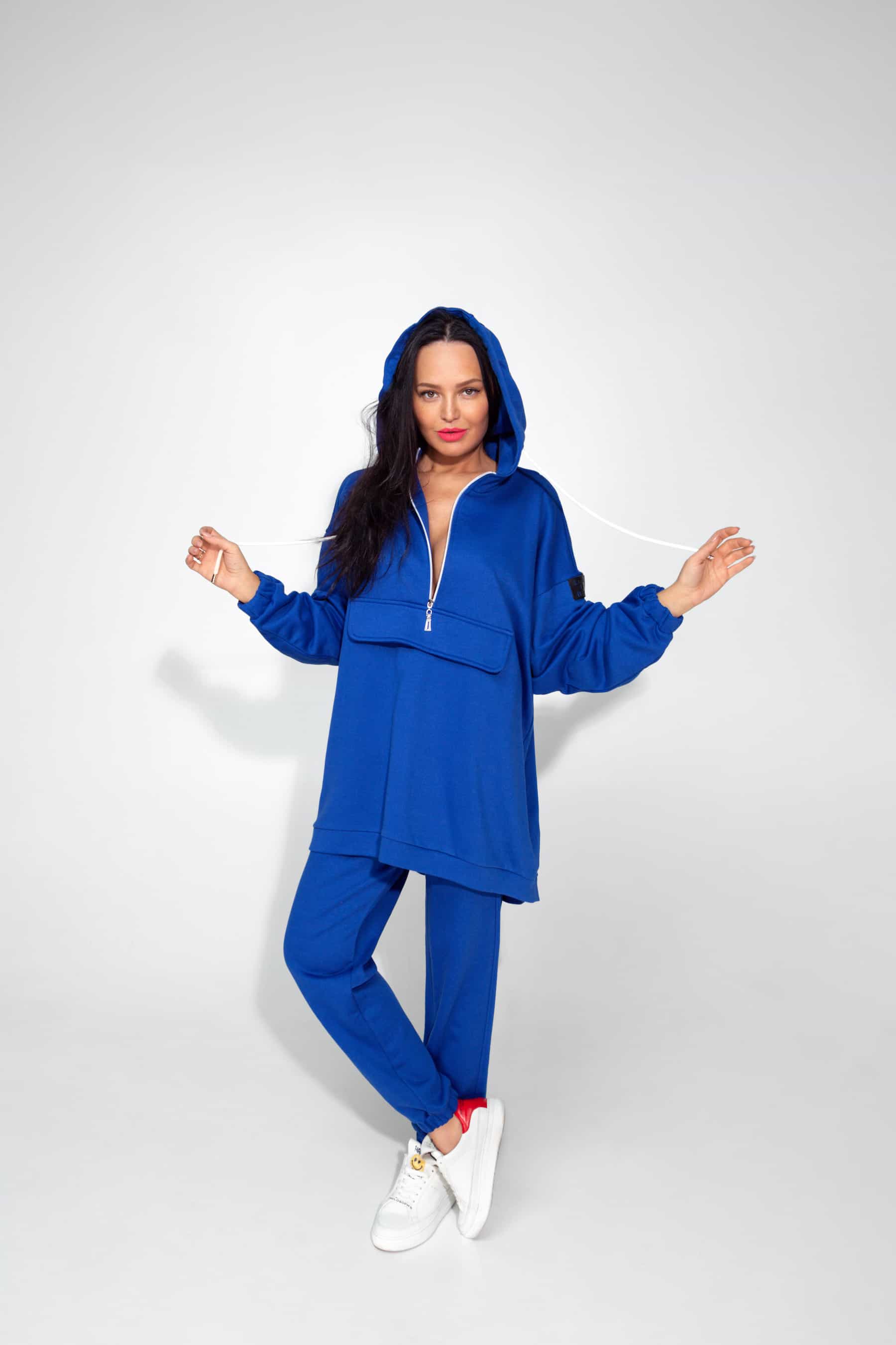 Sports suit in electric blue color.