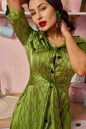 Green dress with geometric print and sewn-in belt - Image 5