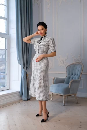 White dress with crescent print and removable collar