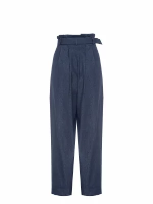 Wide jeans are tapered to the bottom with a high waist - Image 4