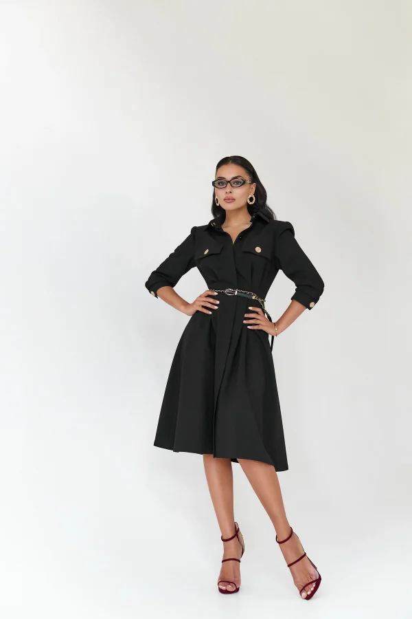 Cloth shirt with golden goudzik